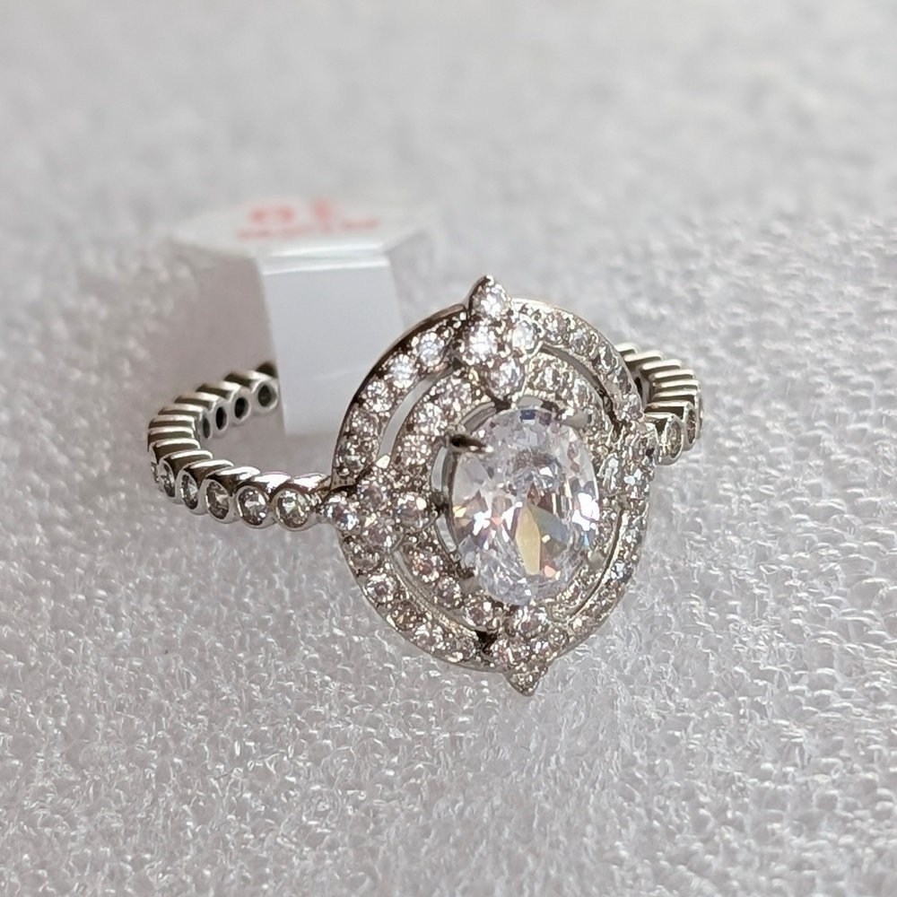 NWT Bomb Party Stunning Double Halo CZ Size 10 Ring